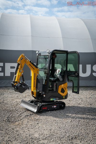 Міні-екскаватор Berger Kraus BK1250KJSR JOYSTICK з кабіною, поворотною стрілою, розсувними гусеницями та ковшем 380 мм BK1250KJSR_380 фото