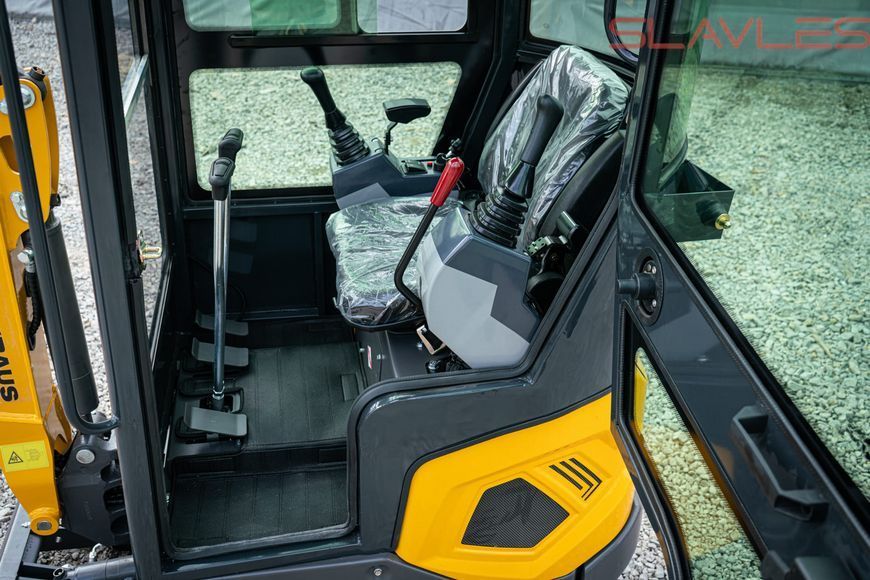 Міні-екскаватор Berger Kraus BK1250KJSR JOYSTICK з кабіною, поворотною стрілою, розсувними гусеницями та ковшем 380 мм BK1250KJSR_380 фото