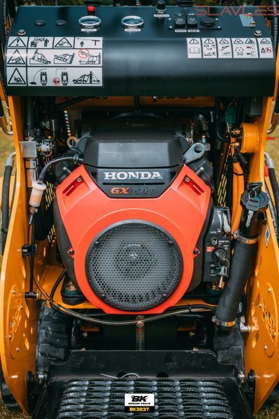 Гусеничний міні-навантажувач Berger Kraus 323T Skid Steer з двигуном Briggs & Stratton 23 к.с. BK-323T_B&S фото