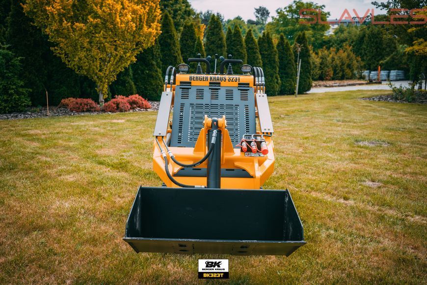 Гусеничний міні-навантажувач Berger Kraus 323T Skid Steer з двигуном Briggs & Stratton 23 к.с. BK-323T_B&S фото