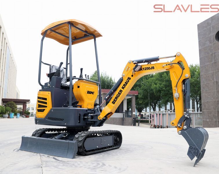 Мини-экскаватор Berger Kraus BK1250JS JOYSTICK с поворотной стрелой и ковшом 380 мм BK1250JS_380 фото
