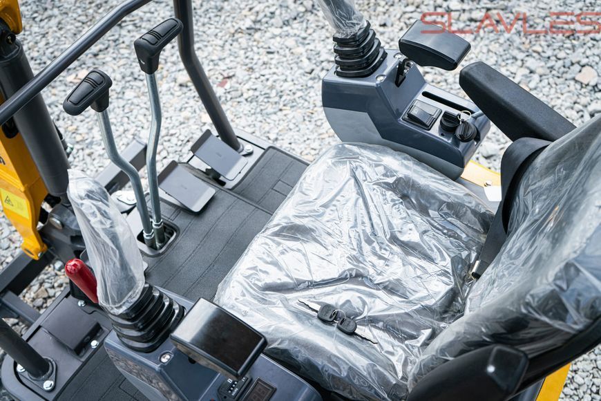 Міні-екскаватор Berger Kraus BK1000JS JOYSTICK з поворотною стрілою та повним комплектом навісного обладнання BK1000JS_set фото