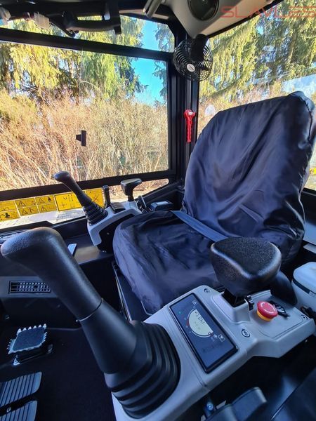 Міні-екскаватор Berger Kraus BK2800ASR з кабіною та двигуном KUBOTA BK2800ASR_cab_20220219135 фото