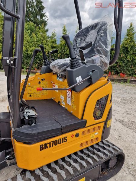 Мини-экскаватор Berger Kraus BK1700JS JOYSTICK с полной комплектацией и поворотной стрелой, KUBOTA BK1700JS_kpl фото