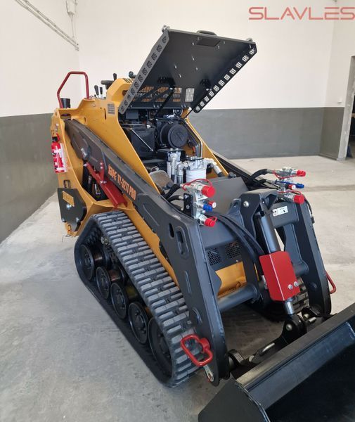 Професійний гусеничний міні-навантажувач Berger Kraus 327T PRO з двигуном KUBOTA 25 к.с. TY-327T PRO фото