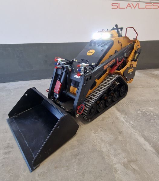 Професійний гусеничний міні-навантажувач Berger Kraus 327T PRO з двигуном KUBOTA 25 к.с. TY-327T PRO фото