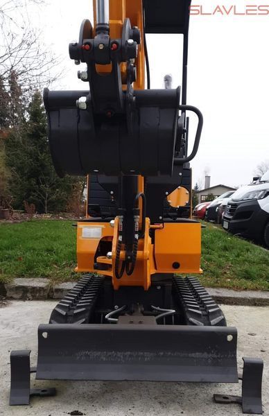 Мини-экскаватор Berger Kraus BK800BSR с поворотной стрелой, регулируемыми гусеницами и ковшом 380 мм BK800BSR_380__ фото