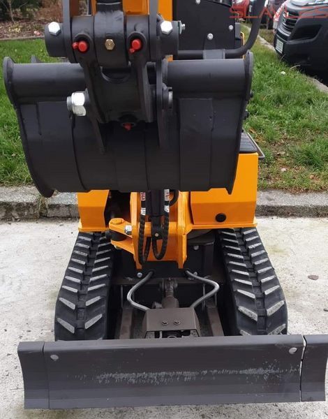 Мини-экскаватор Berger Kraus BK800BSR с поворотной стрелой, регулируемыми гусеницами и ковшом 380 мм BK800BSR_380__ фото
