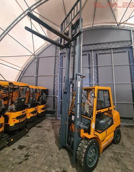 Дизельний вилочний навантажувач 3.5 т з кабіною Berger Kraus FD35 (щогла Triplex 4.5 м, двигун KUBOTA) FD35_45_KUBOTA фото