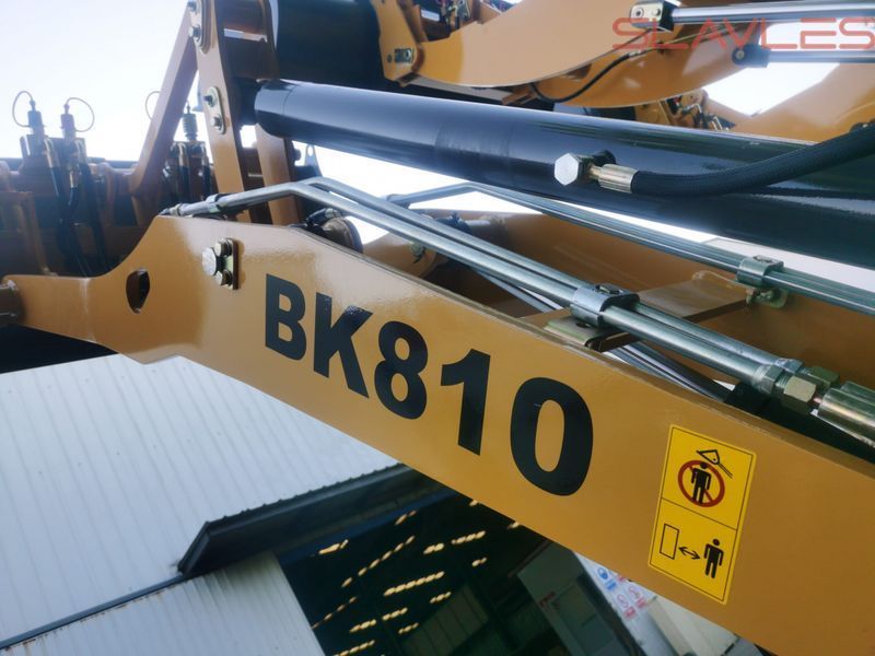 Колесный погрузчик с кабиной Berger Kraus BK810 двигатель PERKINS 403J-17 Euro5 1600 см3 BK810_PERKINS фото