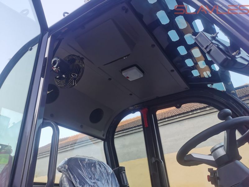 Колесный погрузчик с кабиной Berger Kraus BK810 двигатель PERKINS 403J-17 Euro5 1600 см3 BK810_PERKINS фото
