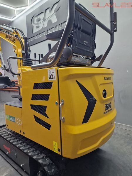 Міні-екскаватор Berger Kraus BK900AS з поворотною стрілою з комплектом аксесуарів BK900AS_381_ фото