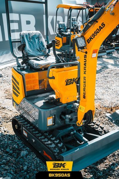Міні-екскаватор Berger Kraus BK950AS з повним комплектом аксесуарів та поворотним важелем BK950AS_kpl фото