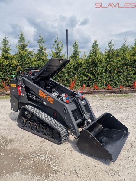Гусеничный мини-погрузчик Berger Kraus 1950 Skid Steer с двигателем YANMAR 50 л.с. BK 1950 фото