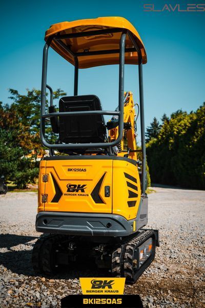 Мини-экскаватор Berger Kraus BK1250AS с комплектом аксессуаров и поворотной стрелой BK1250AS_kpl фото