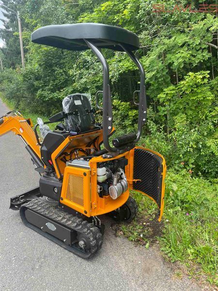 Міні-екскаватор Berger Kraus BK1300JSR з джойстиками, поворотною стрілою, розсувними гусеницями та ковшем 380 мм, KUBOTA BK1300JSR_380 фото