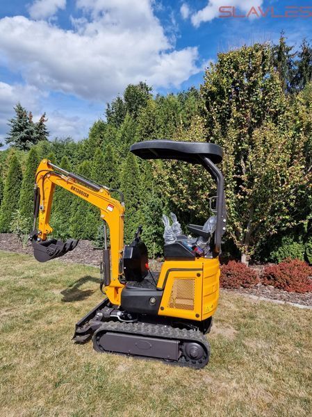 Міні-екскаватор Berger Kraus BK1300JSR з комплектом аксесуарів, джойстиками та розсувними гусеницями, KUBOTA BK1300JSR_380_20 фото