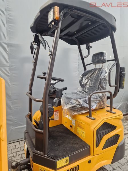 Колесный дизельный мини-самосвал Berger Kraus Buggy KS3000 Kubota (1360 кг, 19 л.с., с поворотным кузовом 120&deg;) KS3000 фото