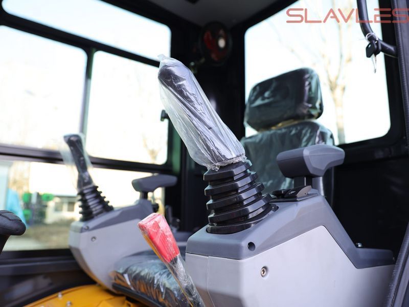 Мини-экскаватор Berger Kraus BK1800KJSR с кабиной и двигателем KUBOTA BK1800KJSR_kpl фото